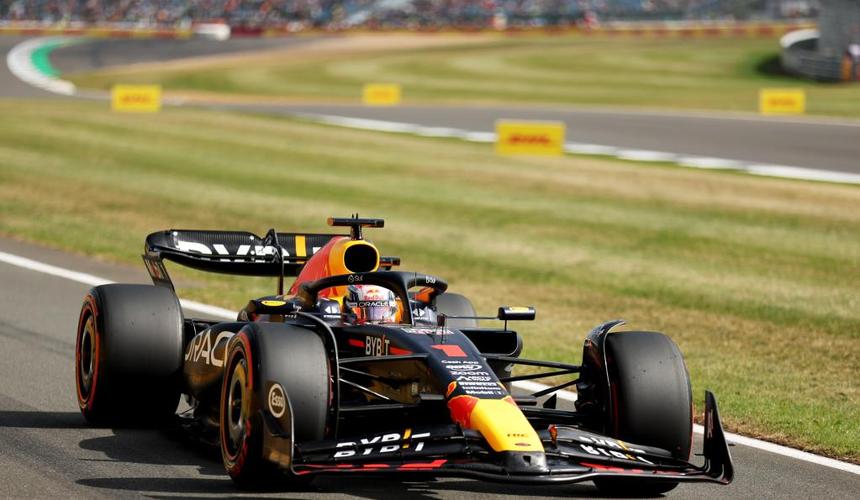 F1车队压哨绝杀勇士，全场沸腾！经典一战再现传奇